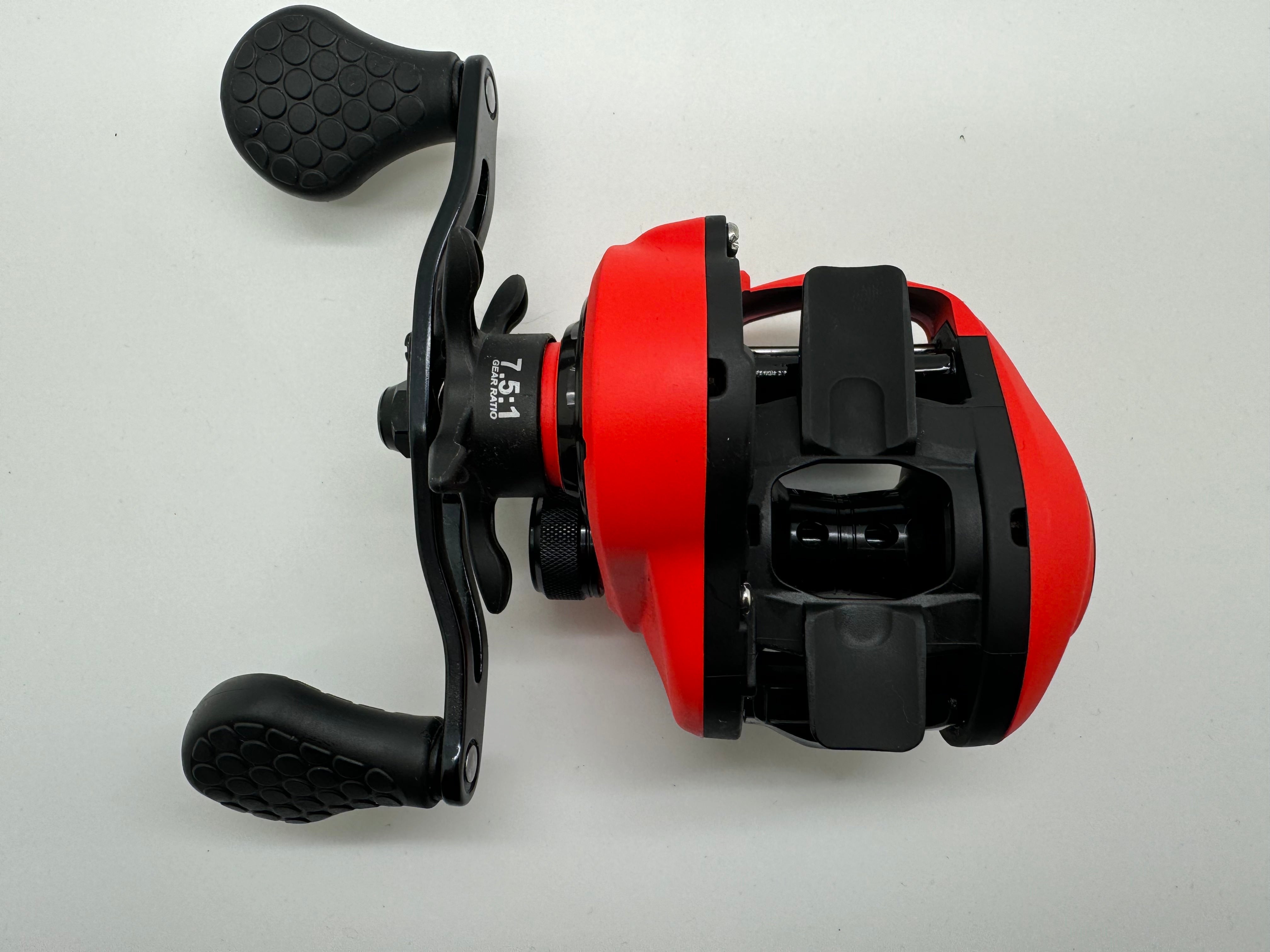 Lew's MHS1SH Mach Smash Speed Spool SLP Baitcast Reel, RH Black/Red Us